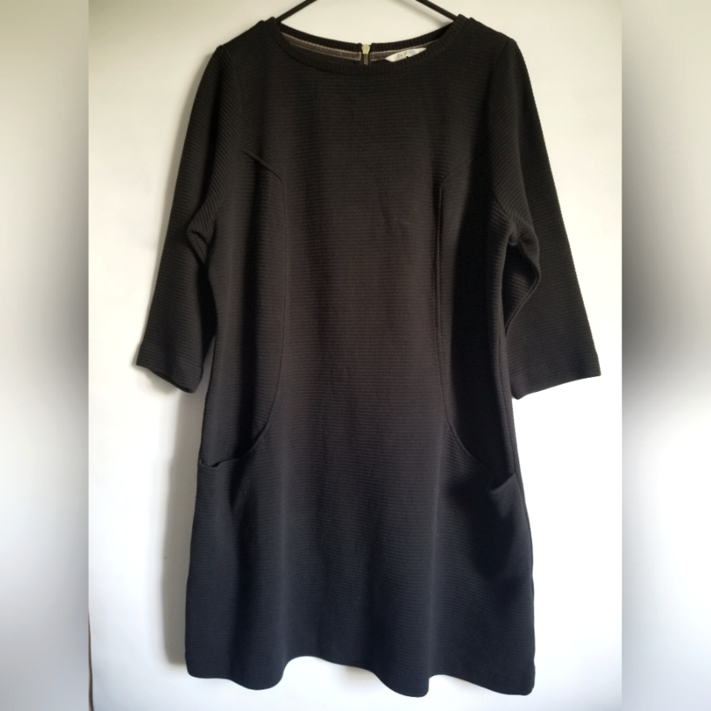 Boden Ribbed Black Shift Mini Dress w/ Pockets